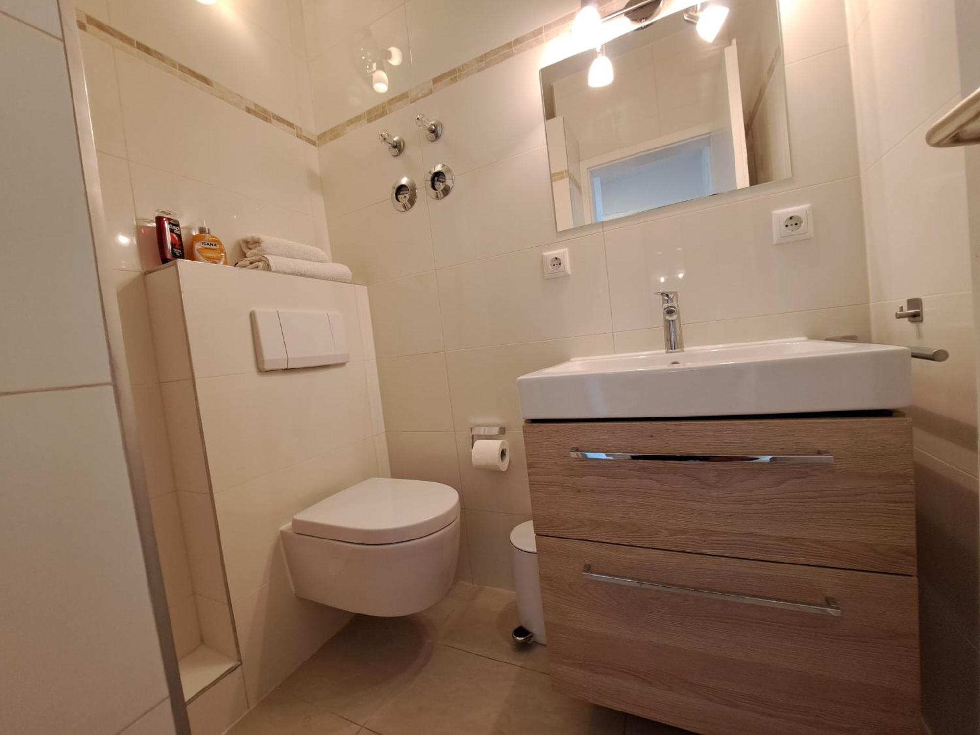 East Park Baumkirchner Str 18 Appartement