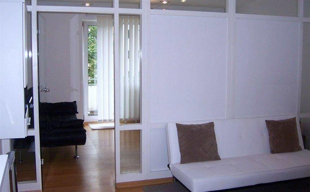 Appartement East Park Baumkirchner Str 18 *